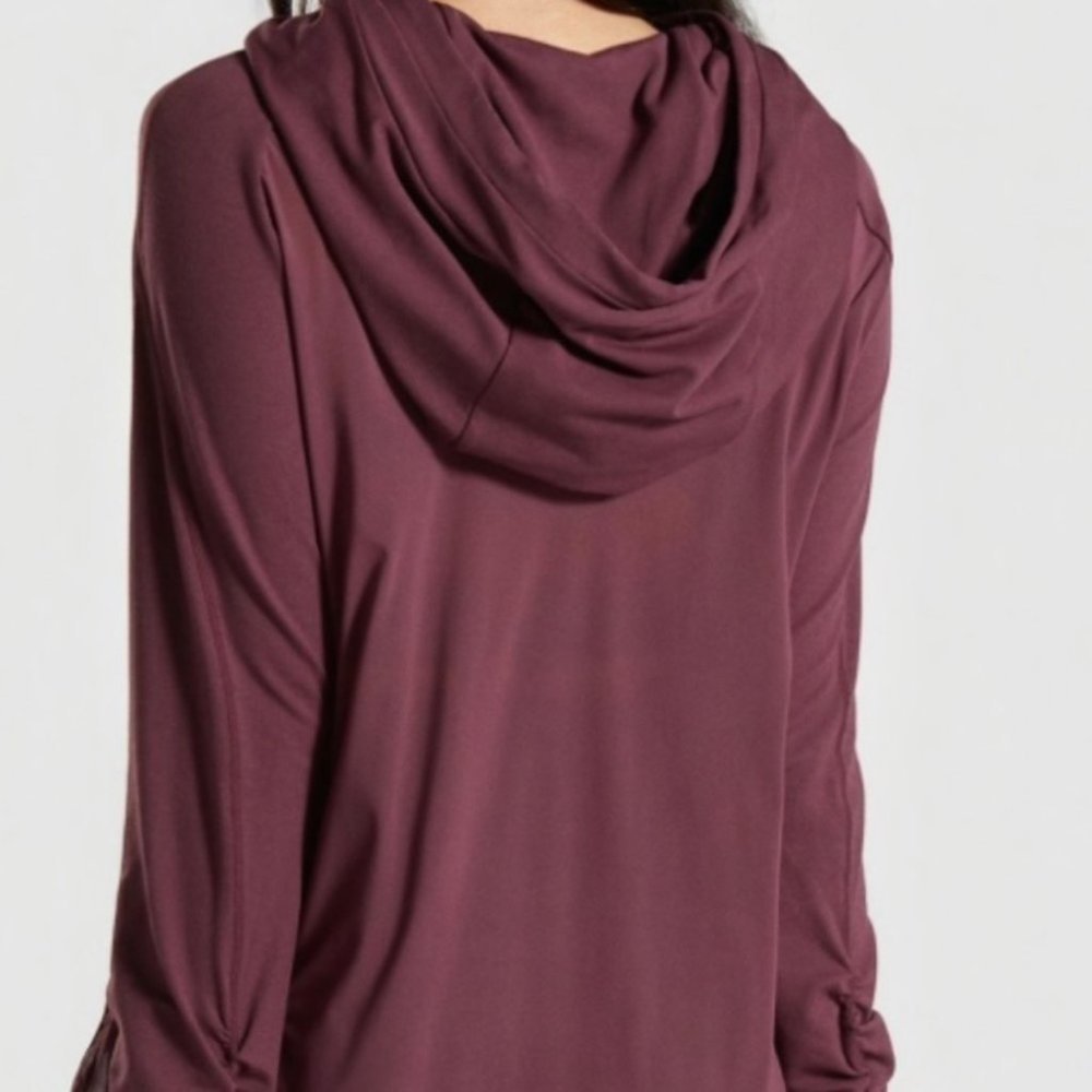 Gymshark Burgundy Hoodie - Picture 7 of 8